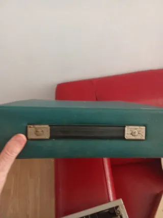 Máquina de escribir Olivetti Dora