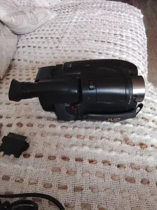 Videocámara JVC Compact VHS Negra