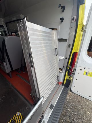 Rampas Plegables para acceso a vehículos.