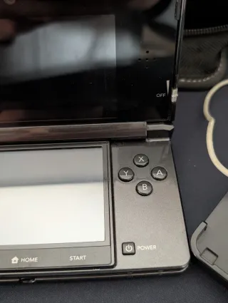 Nintendo 3DS Nera + 6 Giochi + Scatola