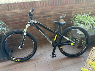 Bicicleta Dirt Jump NS Liar