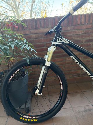 Bicicleta Dirt Jump NS Liar