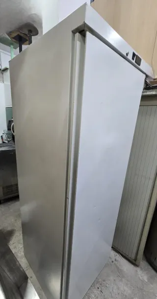 Congelador vertical 62x72x186