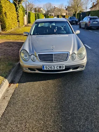 Mercedes-Benz Clase E 2005