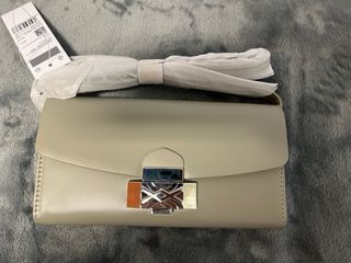 Bolso Benetton Beige y Plateado