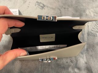 Bolso Benetton Beige y Plateado