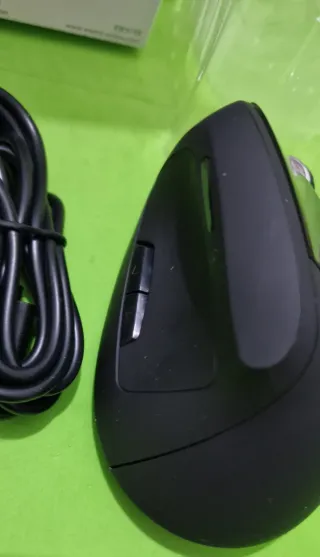 Mouse Ottico Verticale Wireless Nero