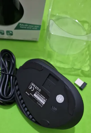 Mouse Ottico Verticale Wireless Nero