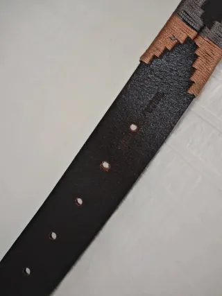 Cinturón de hombre con diseño de rombos