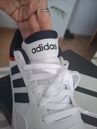 Zapatillas Adidas Blancas y Azules