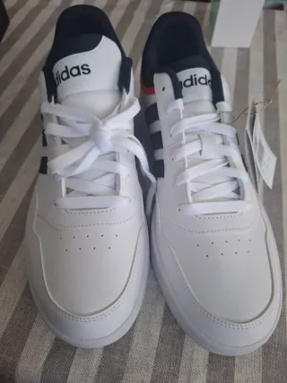 Zapatillas Adidas Blancas y Azules