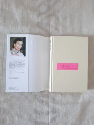 LOTE DE 4 VOLÚMENES DE DANIELLE STEEL.