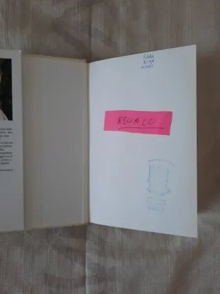 LOTE DE 4 VOLÚMENES DE DANIELLE STEEL.