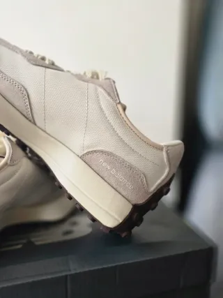 New Balance 327 Cuero Beige/Gris