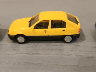 Lote Coches años 80/90 Escala 1:87