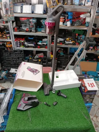 Scopa elettrica ricaricabile multifunzione