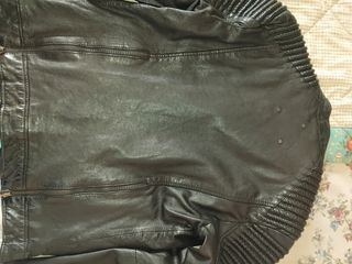 Giubbotto in pelle nero