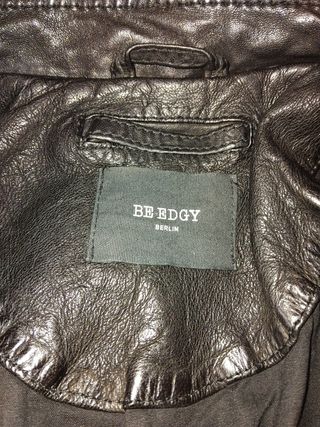 Giubbotto in pelle nero