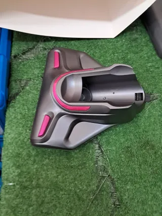 Scopa elettrica ricaricabile telescopica