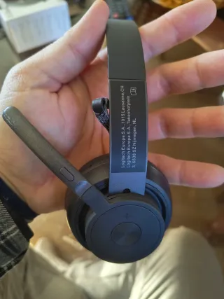 Cascos Logitech Zone Wireless Bluetooth