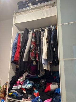 Armario ikea blanco con puertas correderas