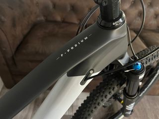 MONDRAKER F-PODIUM CARBON