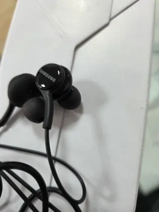 Auriculares Samsung 3.5mm Negros