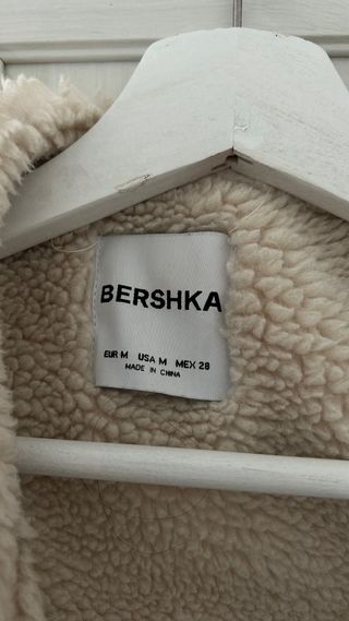 Chaqueta Bershka Beige Forrada