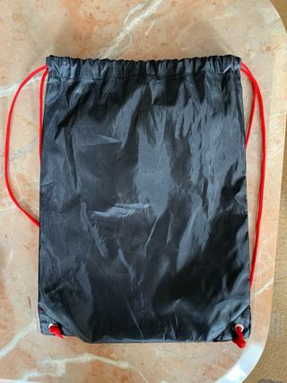 Bolsa Mochila SOFTEE Cuerdas Negra y Roja