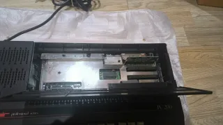 Ordenador Sinclair PC200 Funciona