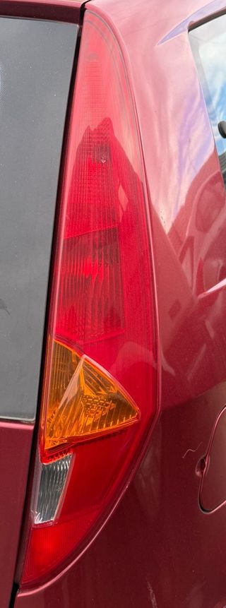 PILOTO TRASERO DERECHO FIAT PUNTO 1.9 JTD 80 1999