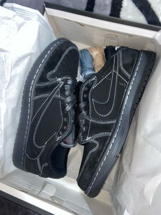 Nike Jordan x Travis