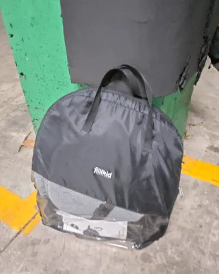 Trona plegable para mesa gris