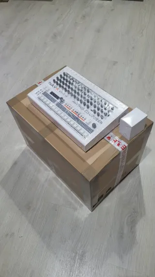 NAVA Extra 9 caja de ritmos.