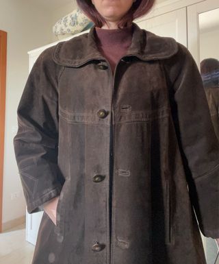 Cappotto marrone scuro in camoscio