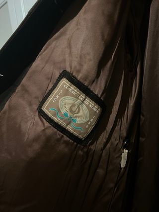 Cappotto marrone scuro in camoscio