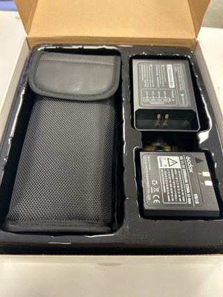 Flash Godox V860II-N per Canon