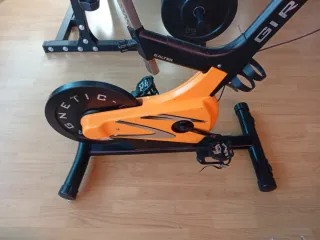 Bicicleta Spinning Salter Giro