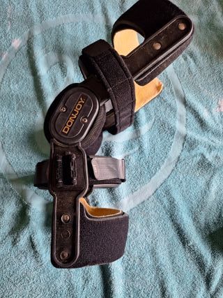 Rodillera ski Articulada Armour DonJoy XL lift