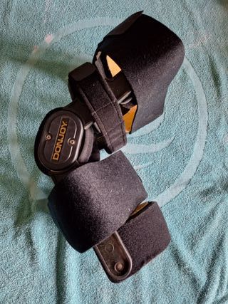 Rodillera ski Articulada Armour DonJoy XL lift