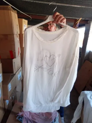 Se vende lote de ropa