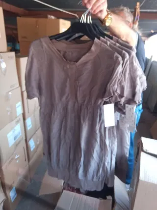 Se vende lote de ropa