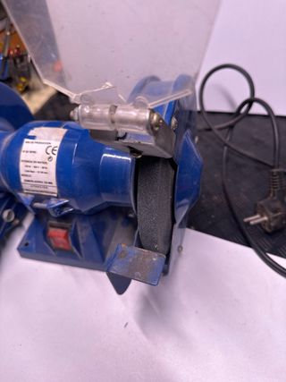 Esmeriladora de mesa 150mm