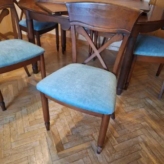 Mesa de comedor extensible y 6 sillas