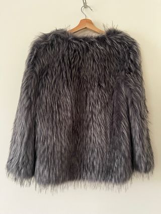 Abrigo pelo gris MissKoo talla única