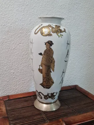 Jarrón porcelana antiguo dragón geisha