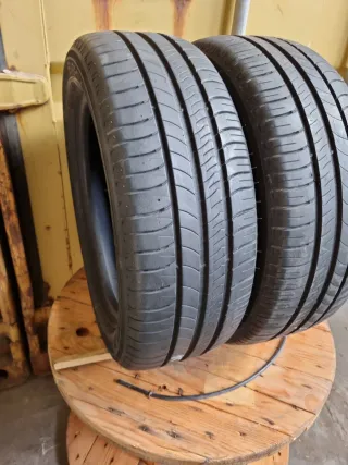 Se vende 2 Neumáticos en perfecto estado