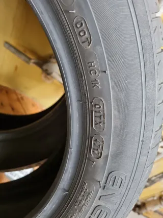 Se vende 2 Neumáticos en perfecto estado