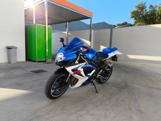 Suzuki GSX600R