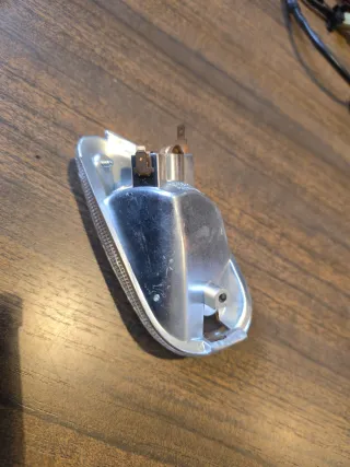 Intermitente trasero derecho TYPHOON 50 usado